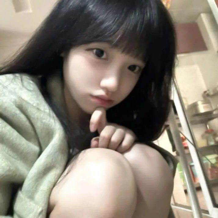 绝对可怜小孩 海报