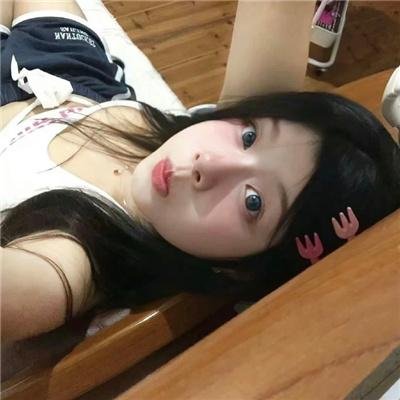 碧海娇娃 海报